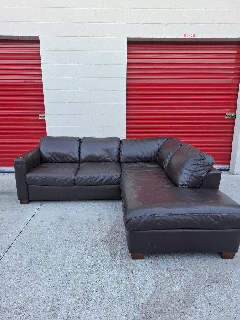 Brown Leather Sectional Sofa 