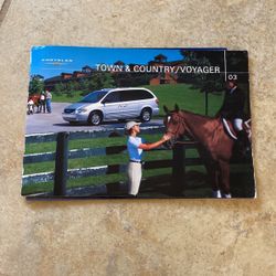 Town & Country/ Voyager 03 Pamphlet 