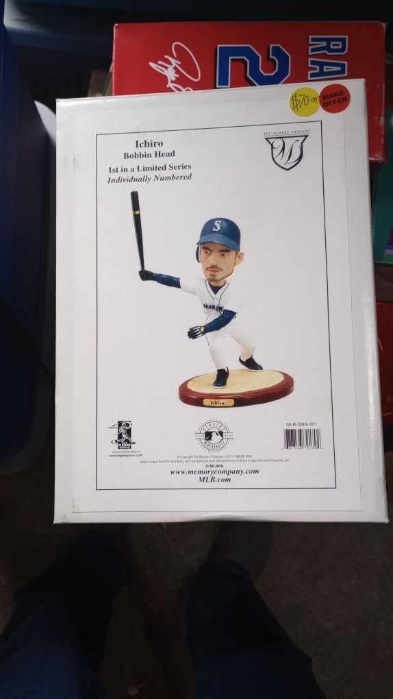 Ichiro Memory Bobblehead