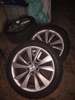 Tesla wheels & tires 5×120