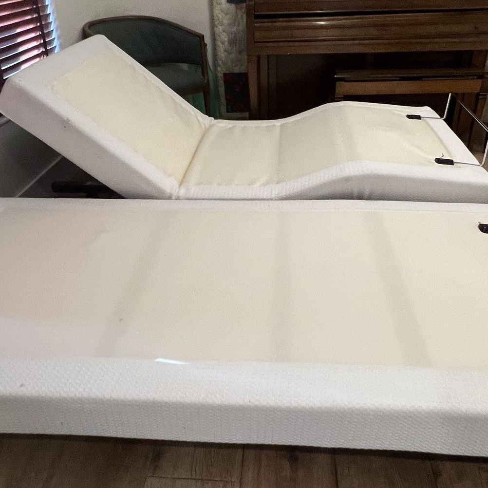 Adjustable Bed Frame Bases, Split King with remotes 