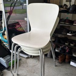 4 Dining Chairs