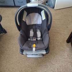 Chicco Keyfit 30 Car Seat 