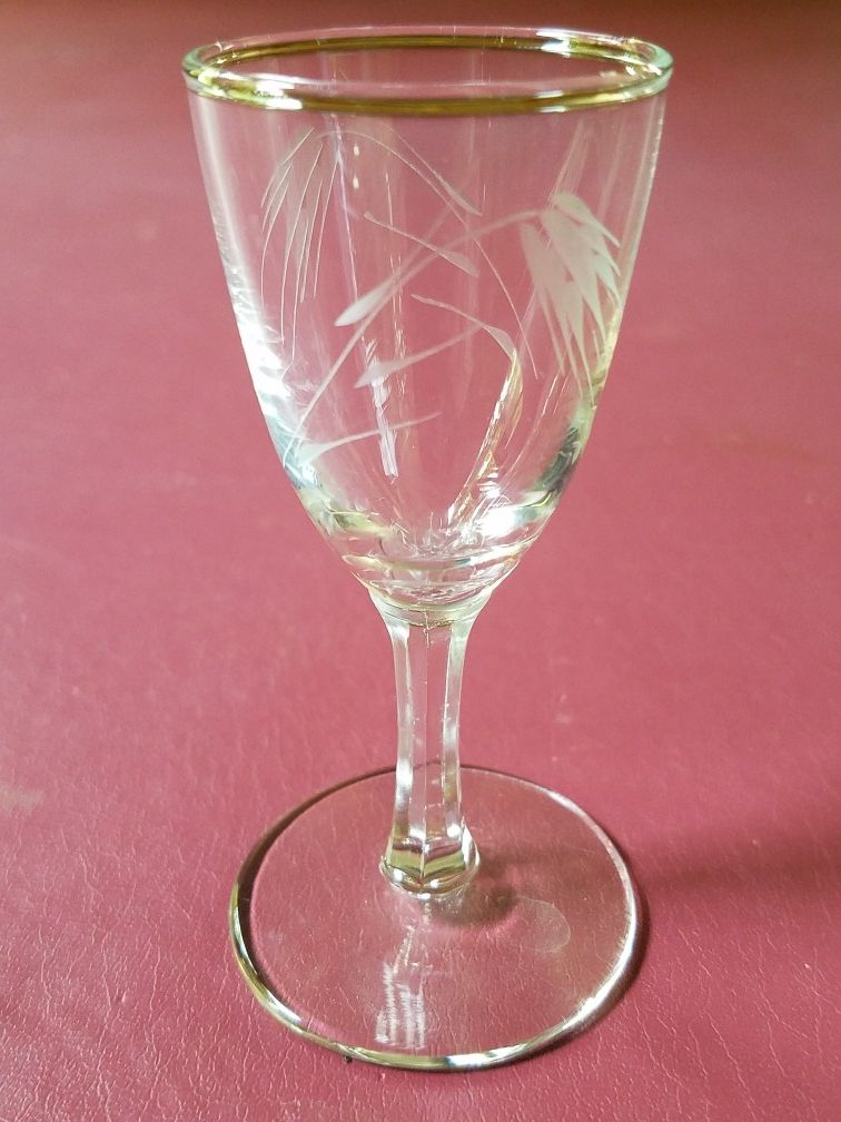 Mid-Century Etched Japanese Crystal Cocktail Glasses / 6 Qty. Cordial Glasses