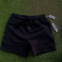Black Essential Shorts 