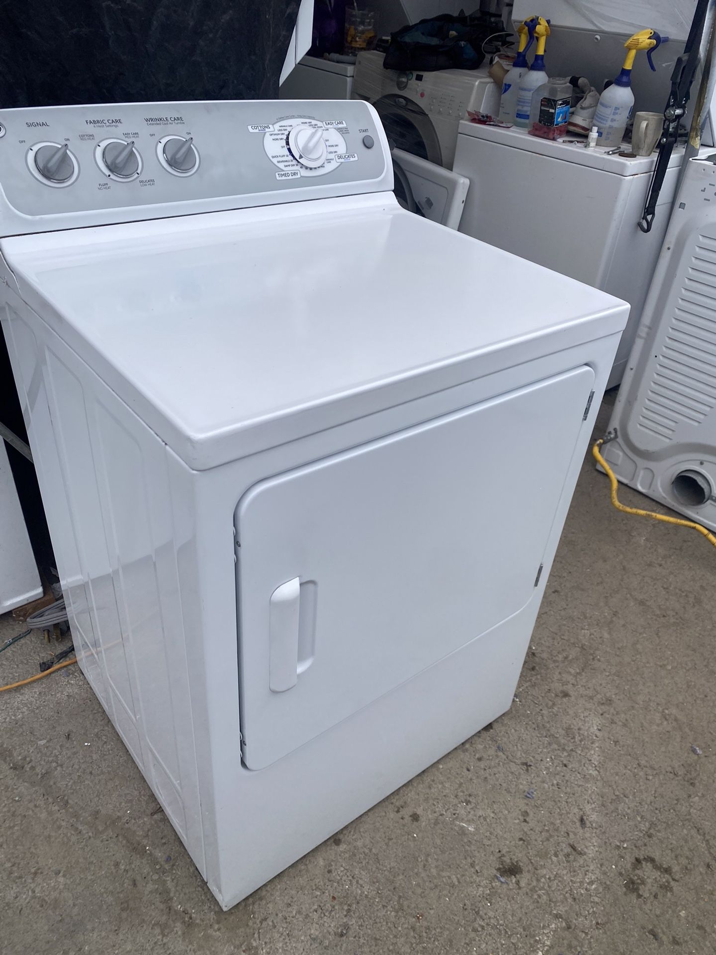 General Electric 7.0 Cu Ft Super Capacity Electric Dryer 240 Volts for Sale in Chula Vista, CA