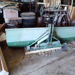 Rear Loader Bucket With Hydraulics