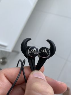 Monster Adidas Adistar blutooth wireless sport headphones
