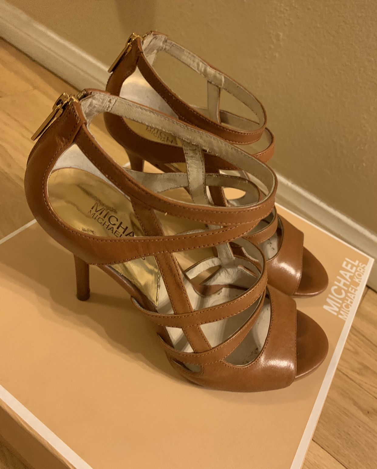 Michael Kors Leather Tan Heels Size 7 Used Once