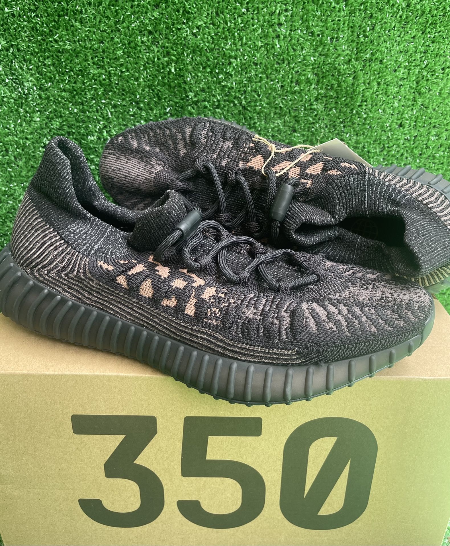 Adidas Yeezy Uk ADIDAS YEEZY 350 V2 CMPCT SLATE CARBON Size