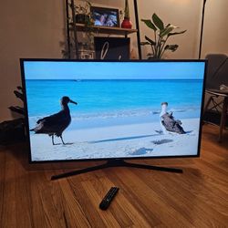 50" Samsung Smart TV