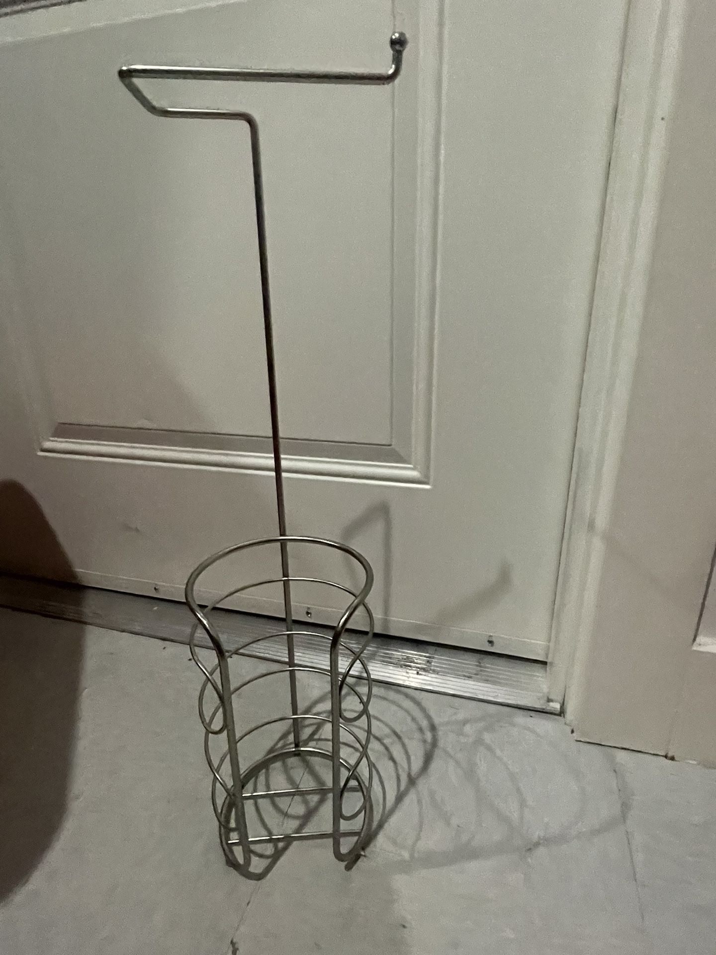 Toilet Holder