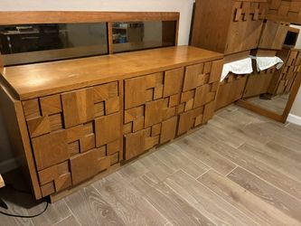 Lane Brutalist 5 Piece Bedroom set