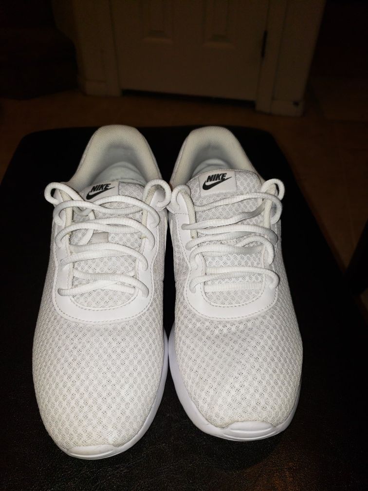 White Nike shoes