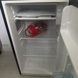 Mini Refrigerator 