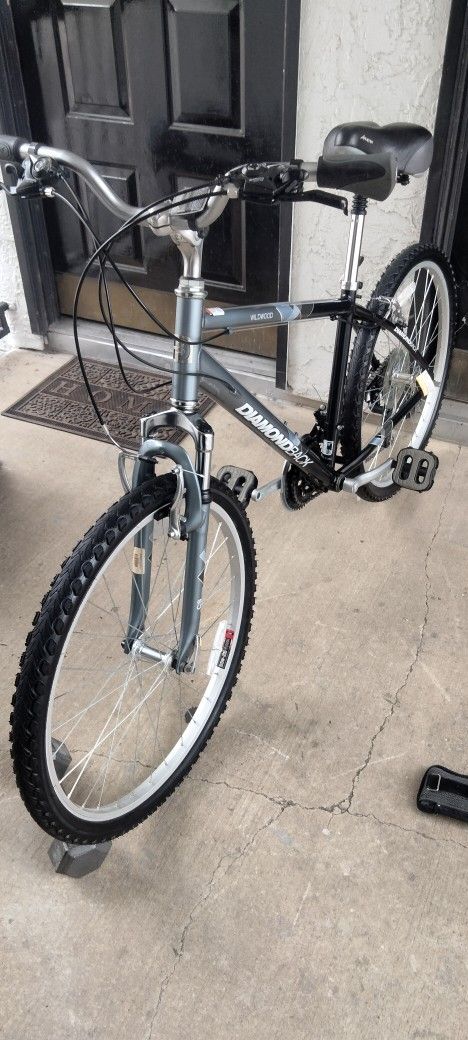 Diamondback WILDWOOD Aluminum Bike