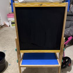 Crayola Kids Dual Sided Wooden Art Easel with Chalk and Dry Erase Markers