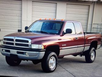 Classic Dodge Ram 2500HD 4x4 –
