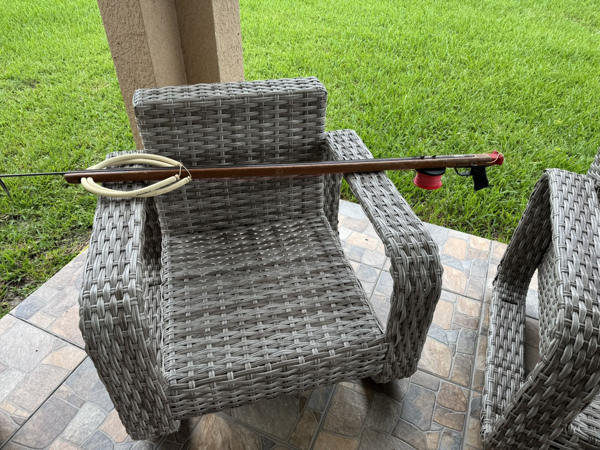 Riffe Euro 110 Enclosed 