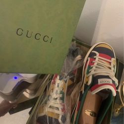 Men’s Gucci ( Size 11 )