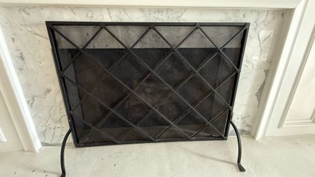 Black Metal Diamond Lattice Fireplace Screen