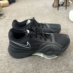 Nike Tennis Shoes