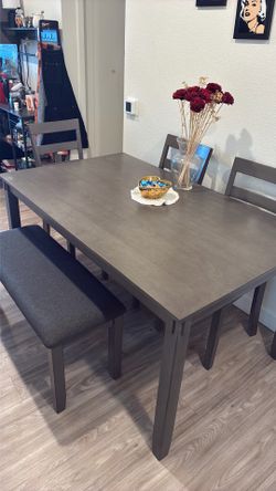 Dining room set