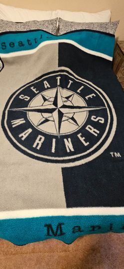 50 IN X 60 IN SEATTLE. MARINERS. BLANKET
