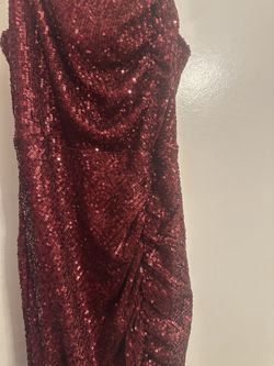 Brand New Burgundy Highlight Sequin Maxi Dress  Size Medium For 30