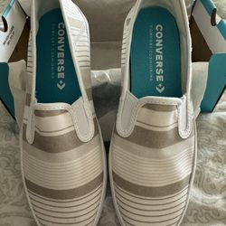 Converse Ladies Slip On