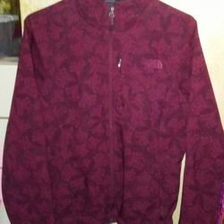 So Pretty The North Face Women's Jacket SIZE Medium! 