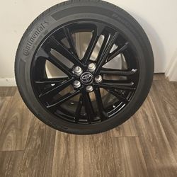 4 Toyota Camry Rims And Tires In Brand New Condtion 