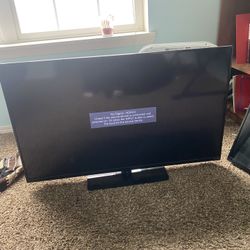 36” Vizio TVs