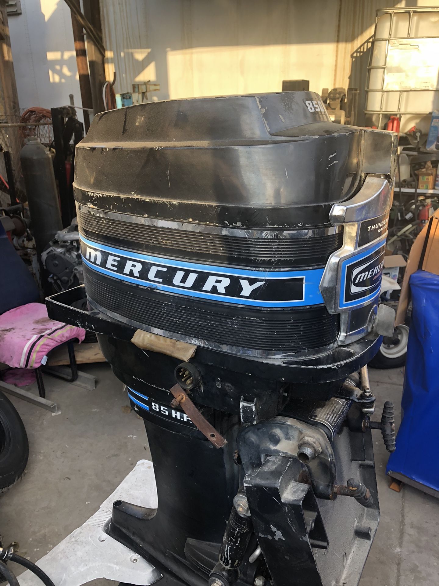 Mercury outboard Motor 85 HP