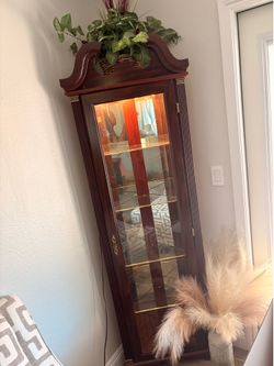 Mirrored display case