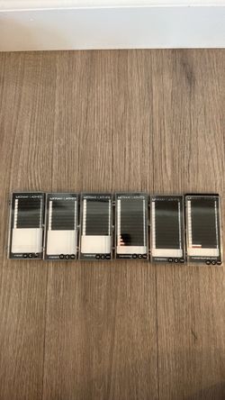 🆕 USED Professional Meraki Eyelash Extensions – 6 Trays  👁️ Condition: Used — Please review the pictures for details 📦 Quantity: 6 trays 🖤 Individ