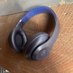 Beats Studio Pro Wireless Headphones 