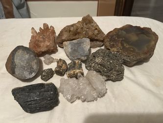 Rock And Mineral Collection Black TourmalineQuartz Crystal Pyrite 