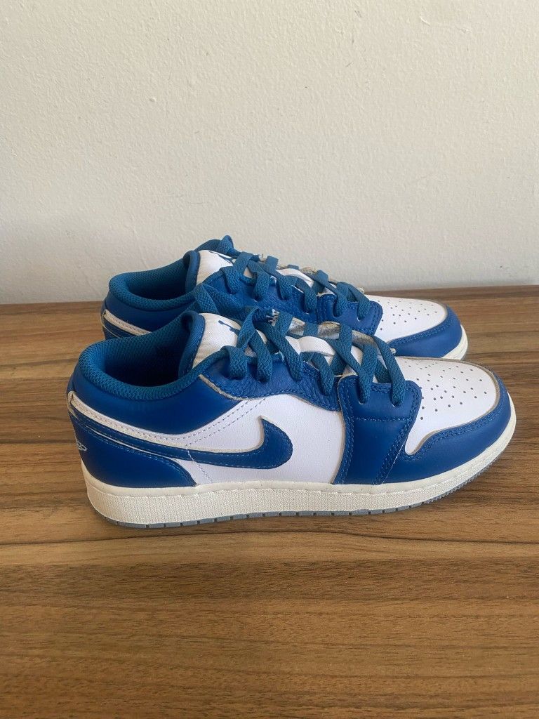 Jordan 1 Low GS Size 5.5Y