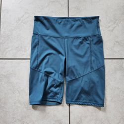 Size Large Xersion Active Moisture Wicking Anti-Odor Stretch Spandex Teal Shorts