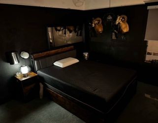 Queen bed