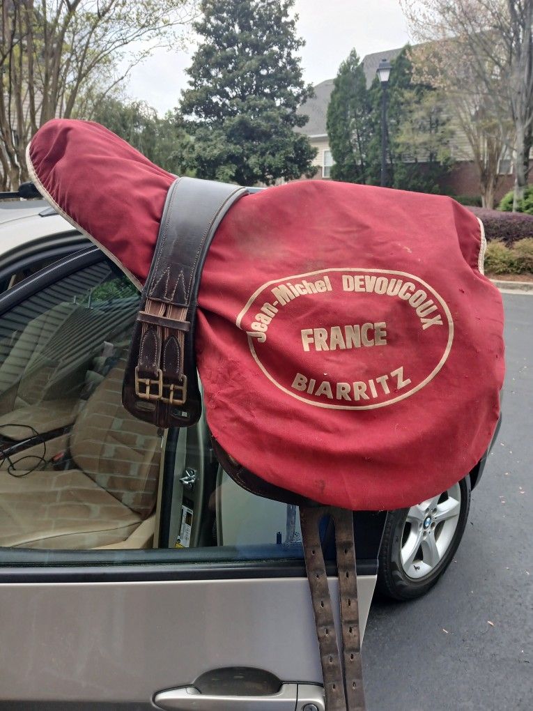English saddle