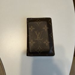 Men's Louis Vuitton Wallet for Sale in Castro Valley, CA - OfferUp