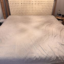 Crate And Barrel King Size Bed frame