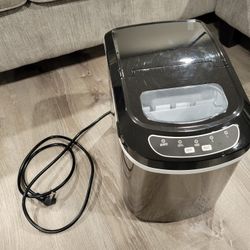 Magic Chef Portable Ice Maker
