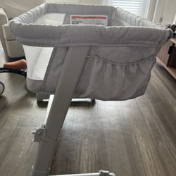 Baby Whisper Bassinet Gap Edition 