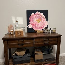 Tv Stand-Downtown Dallas, 75204