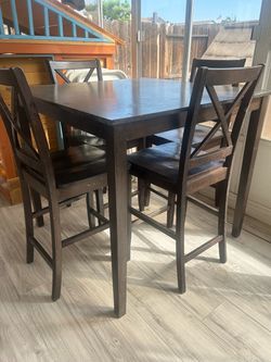 4 Chair High Dining Table
