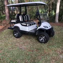 ICON 4 Seater Electric Lifted Golf Cart - White