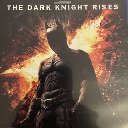 The DARK KNIGHT Rises (Blu-Ray + DVD + Digital-2012)